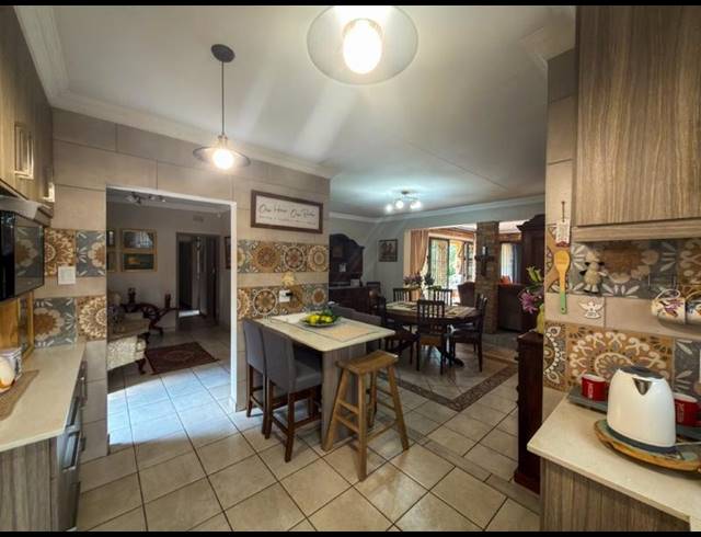 5 BEDROOM HOUSE FOR SALE IN BRACKENDOWNS